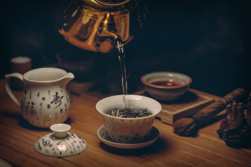 Działanie zielonej herbaty – prozdrowotne właściwości