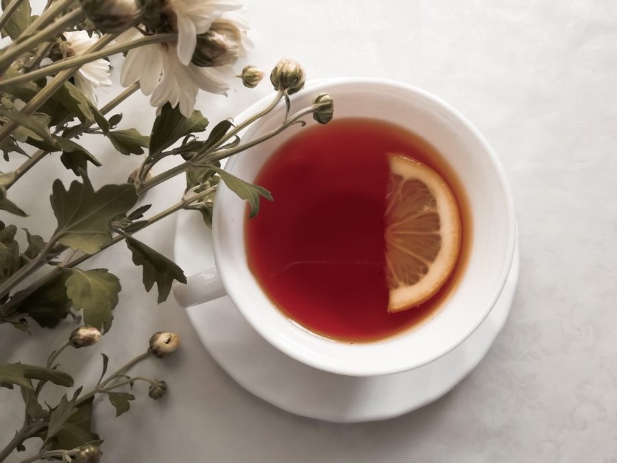 Herbata z cytryną. Jak prawidłowo przygotować, aby zachować cenne witaminy?