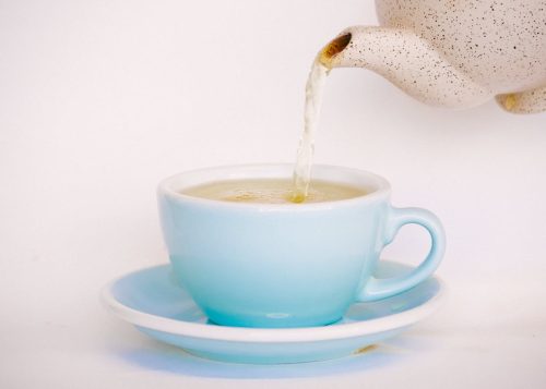 Jak zestawy herbat i herbaty funkcjonalne mogą poprawić Twoje codzienne samopoczucie?
